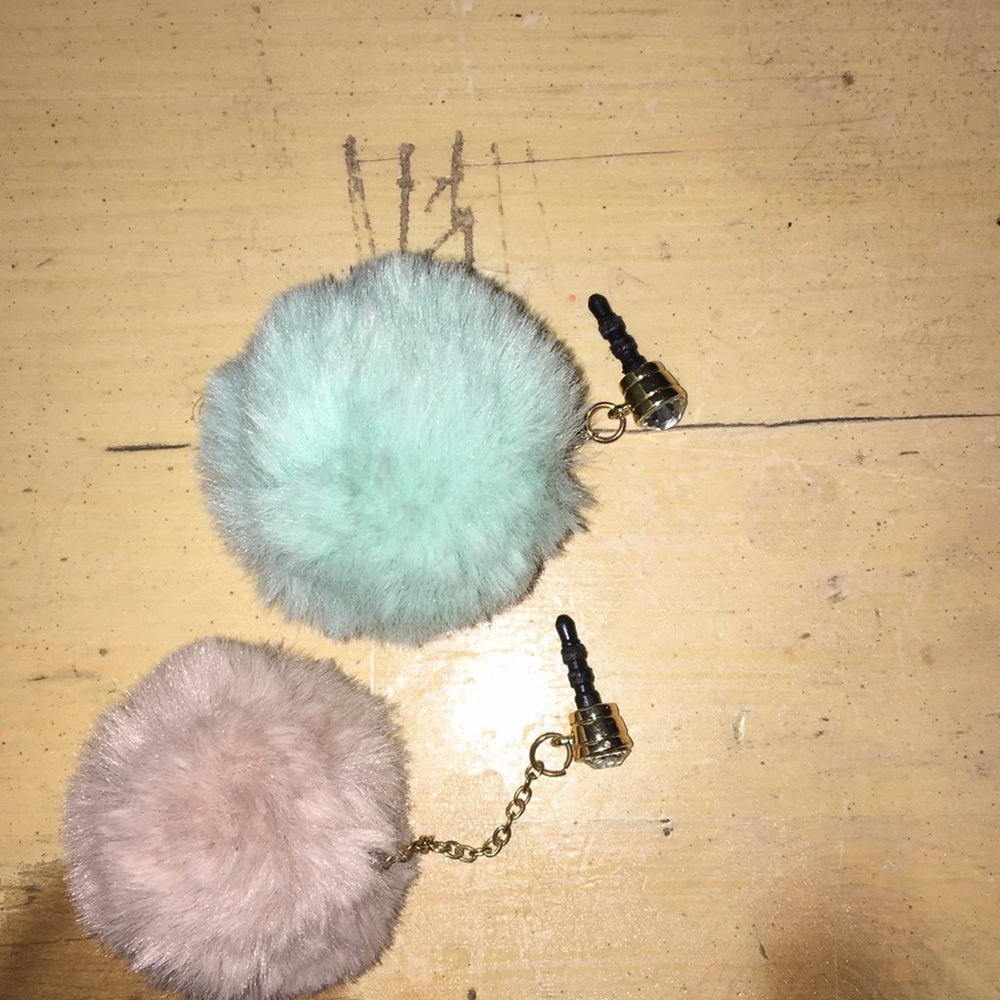 Phone accessories - Picture 3 of 5